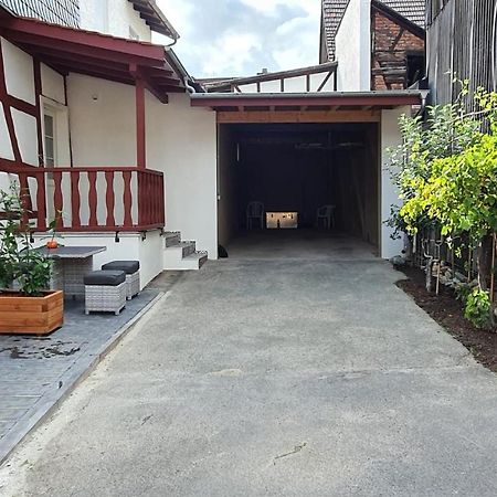 Historisches Fachwerkhaus In Usingen Hochtaunuskreis Villa Exterior foto