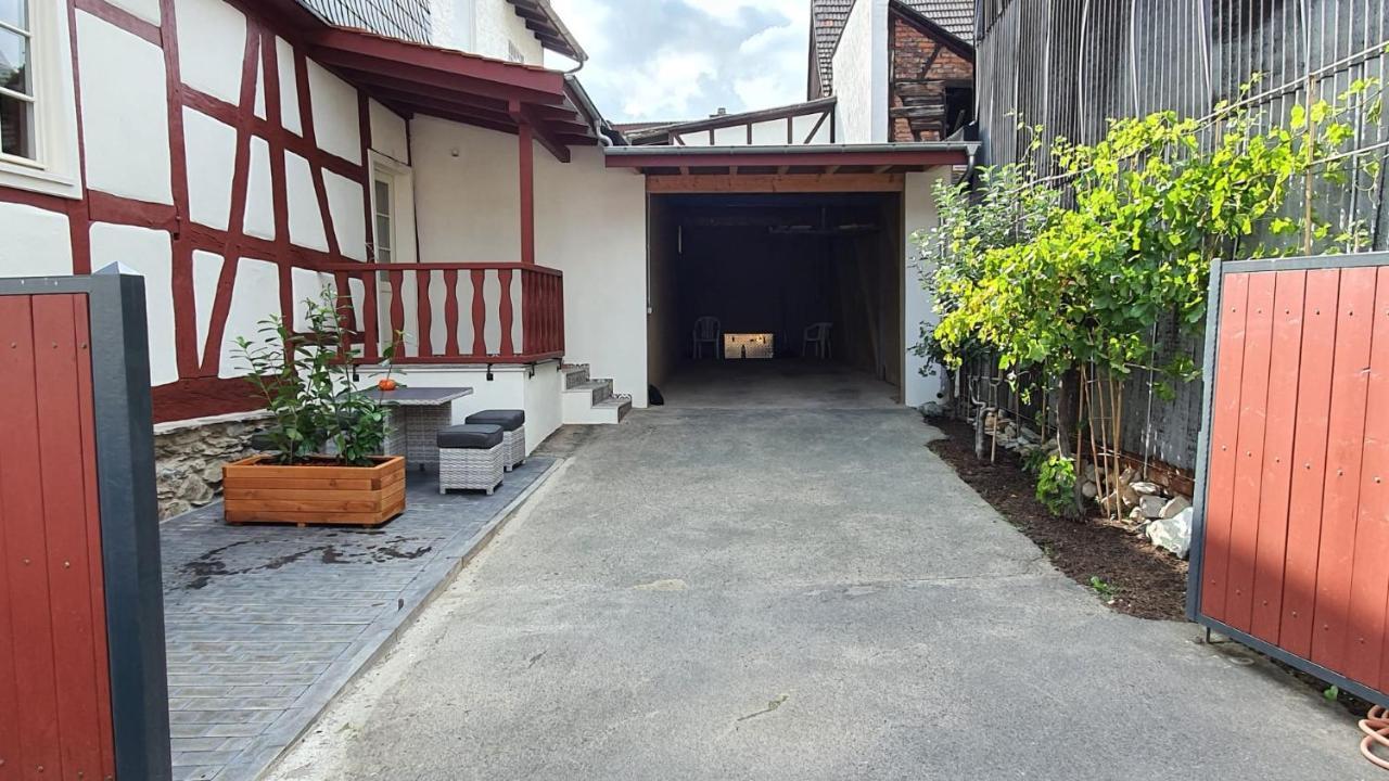 Historisches Fachwerkhaus In Usingen Hochtaunuskreis Villa Exterior foto